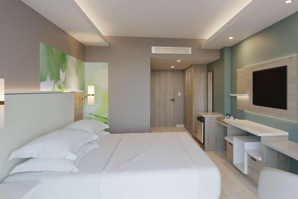 Wyndham Garden Cartagena Hotel Room photo