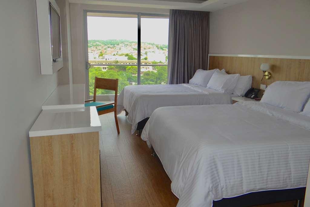 Wyndham Garden Cartagena Hotel Room photo