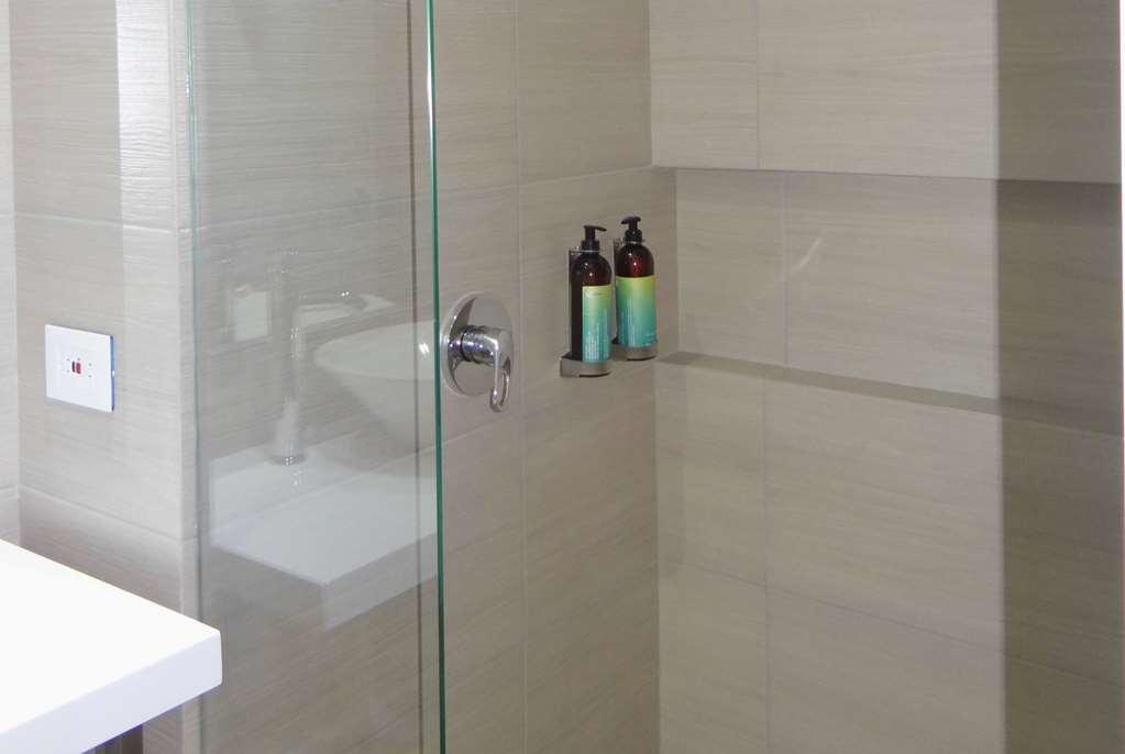 Wyndham Garden Cartagena Hotel Room photo